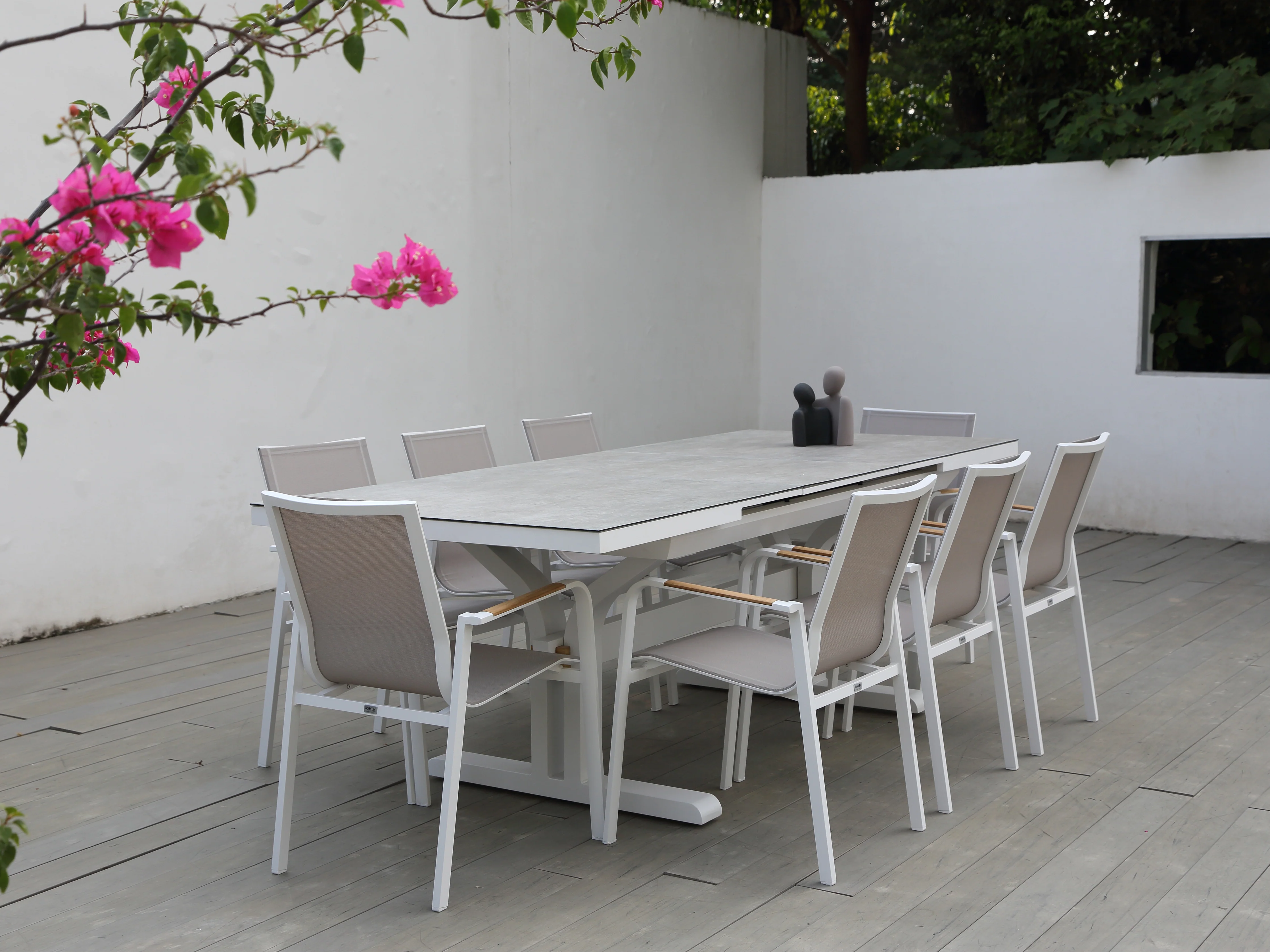 Metro Extension Outdoor Dining Table - Image 15